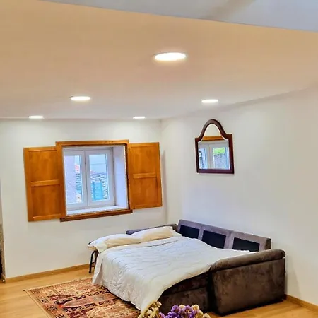 Casas Cor De Rosa Sao Martinho das Moitas